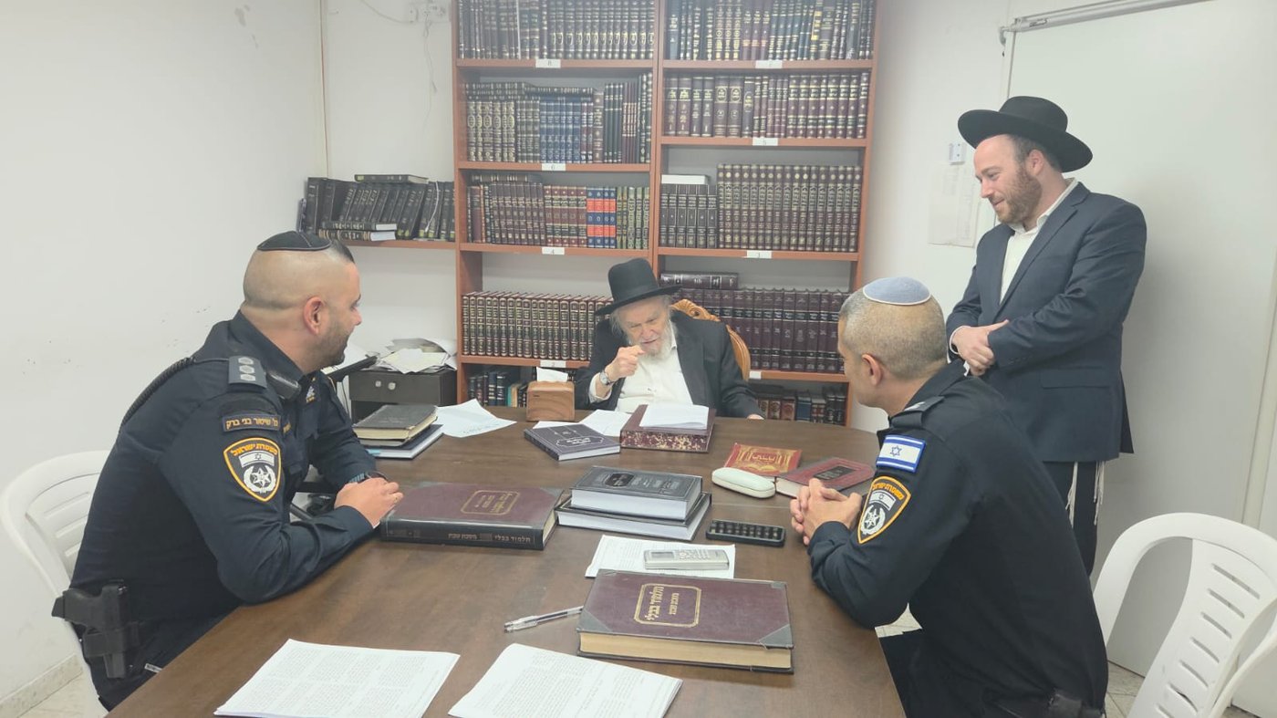 בביקור אצל רבני בני ברק