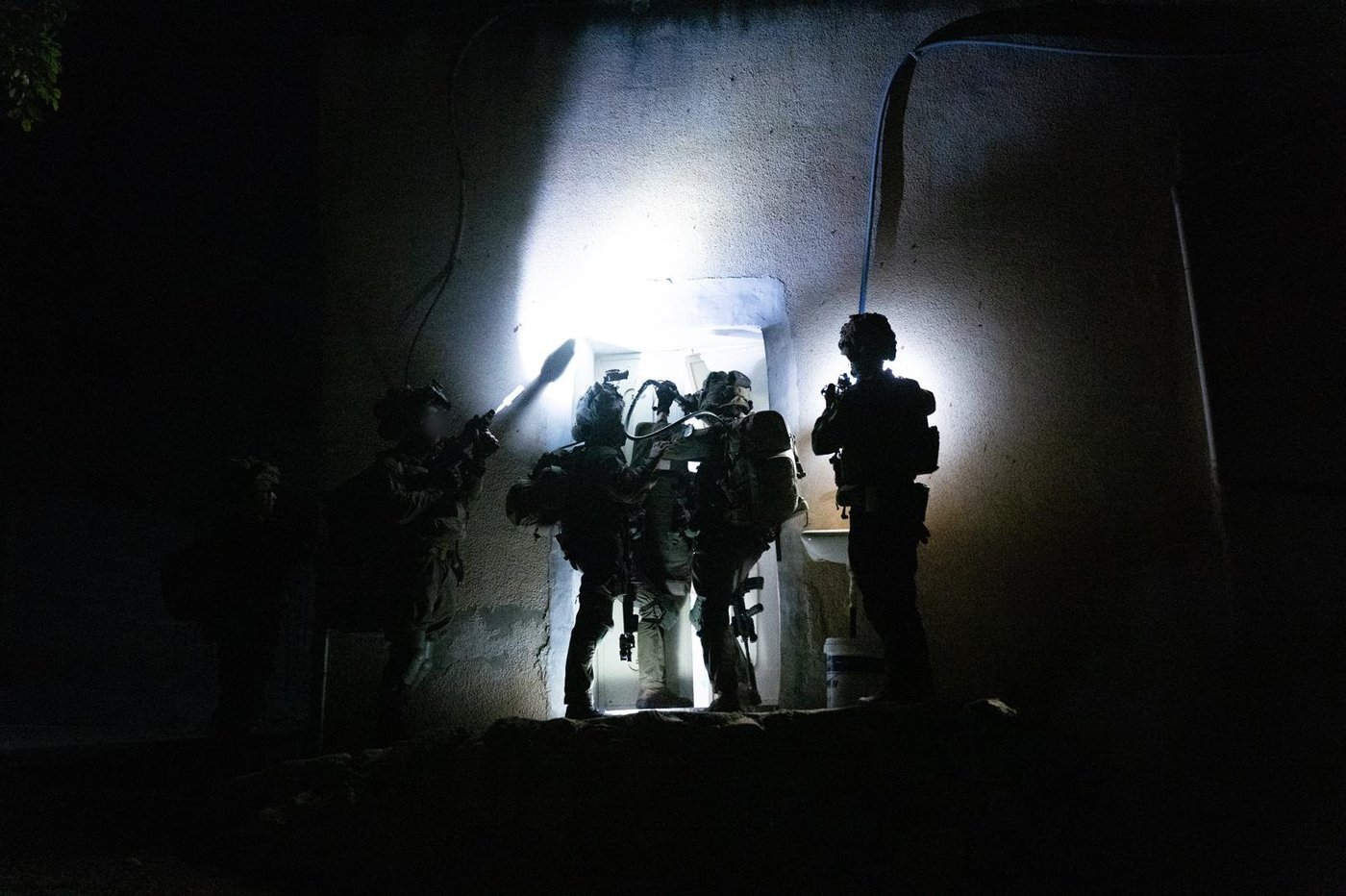 פעילות הלוחמים בכפרים טמון ופרעה