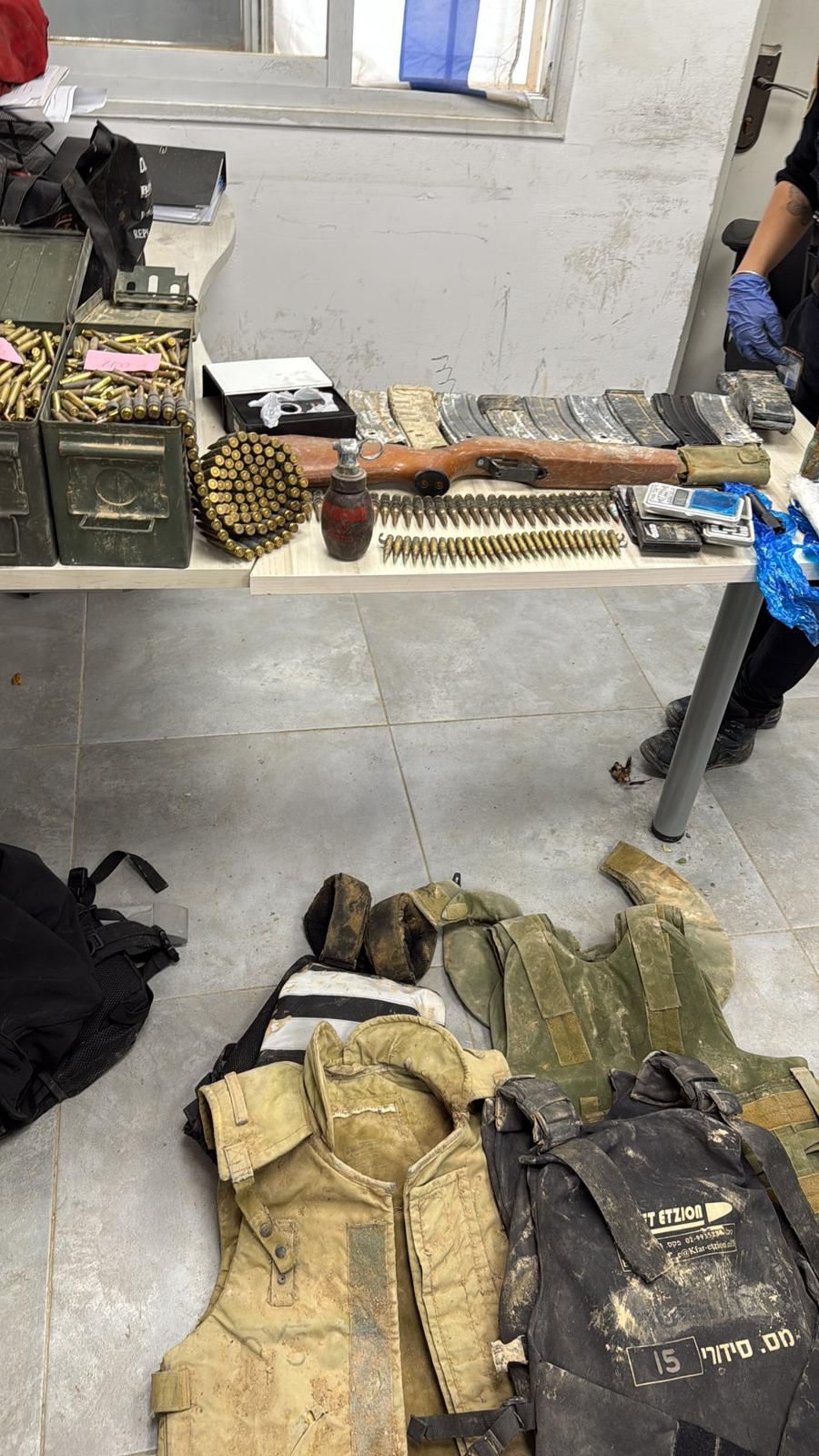 אמצעי הלחימה שנתפסו