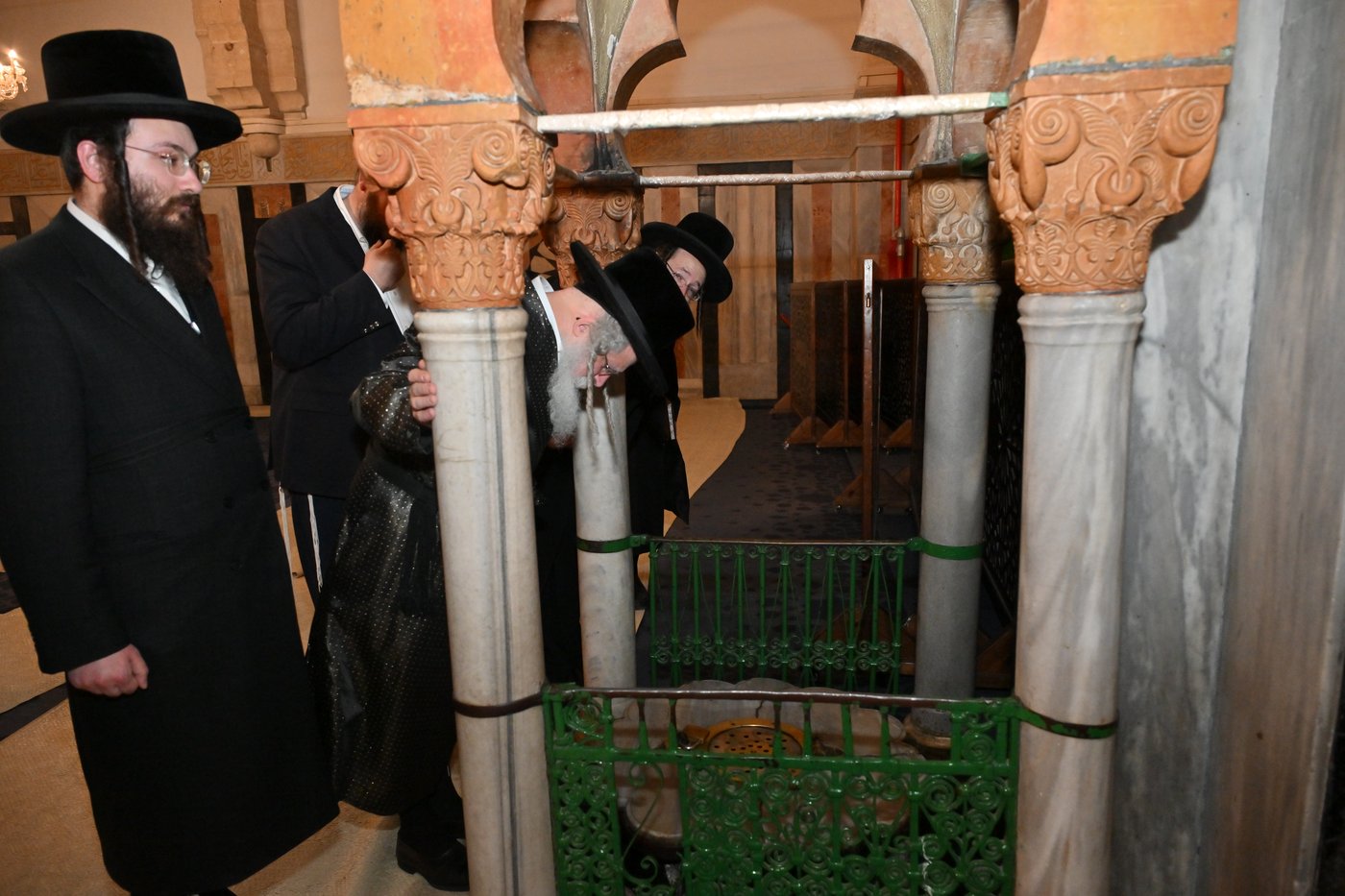 האדמו"ר מנדבורנה ירושלים בחברון