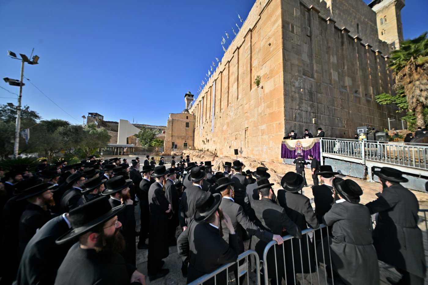 האדמו"ר מנדבורנה ירושלים בחברון