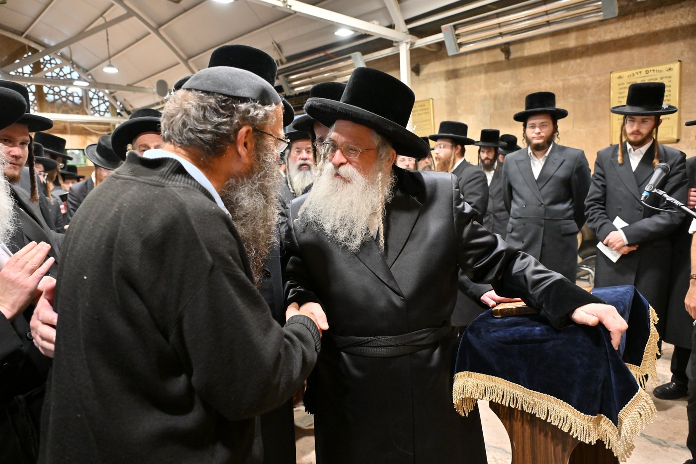 האדמו"ר מנדבורנה ירושלים בחברון