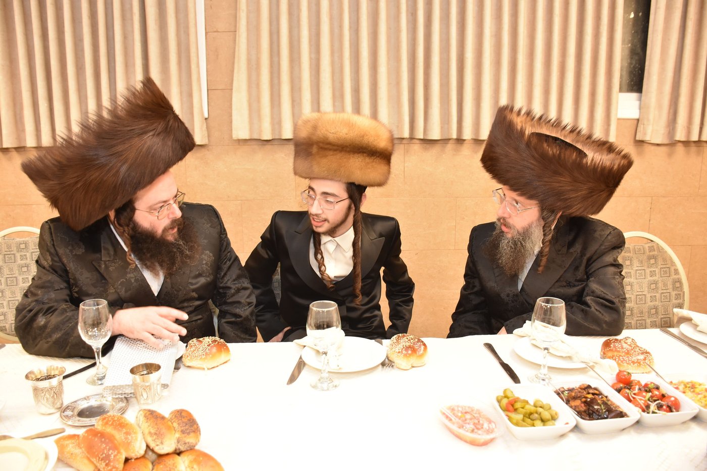 שמחת בית מכנובקא בעלזא - שאץ