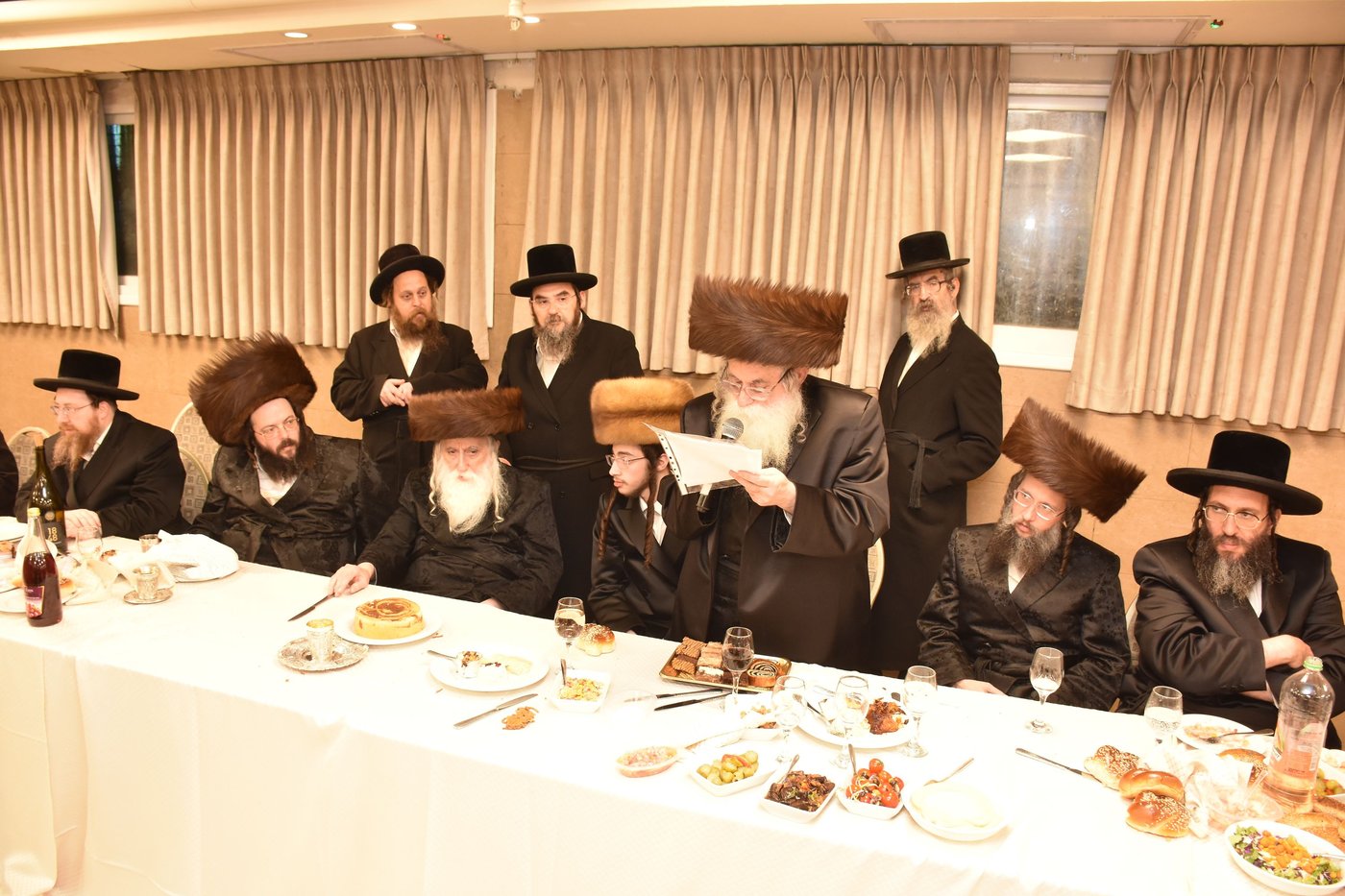 שמחת בית מכנובקא בעלזא - שאץ