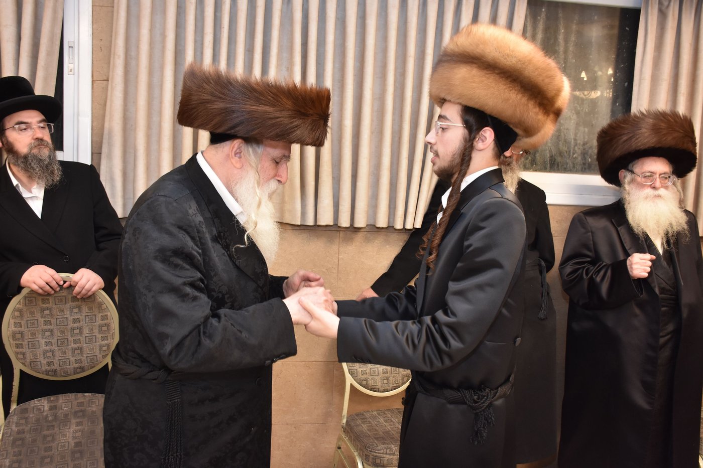 שמחת בית מכנובקא בעלזא - שאץ