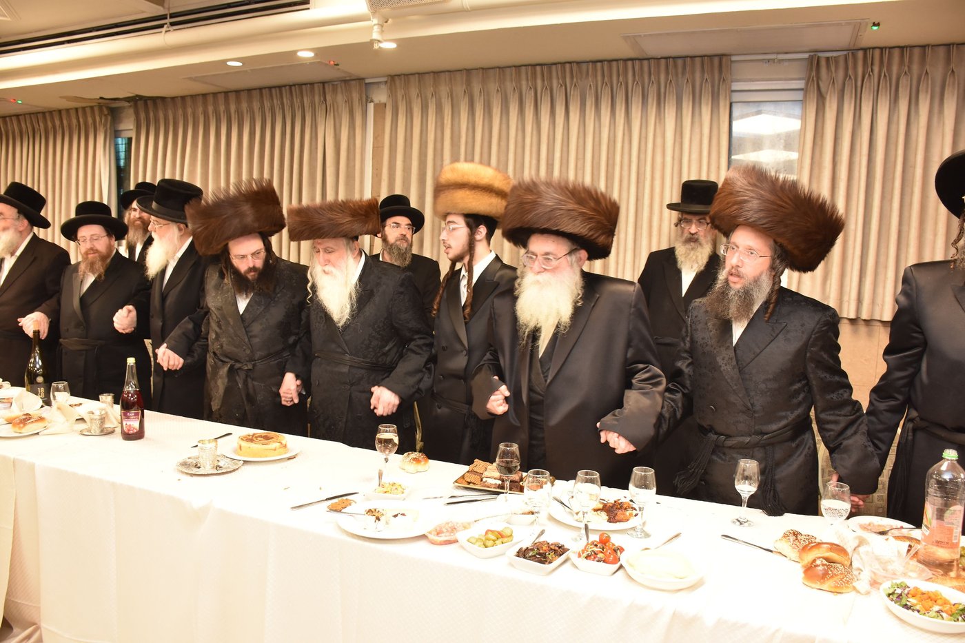 שמחת בית מכנובקא בעלזא - שאץ