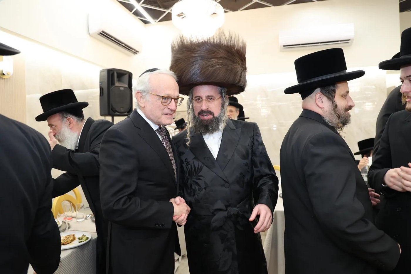 שמחת בית חיי נפש, בנו של הגר"ב ווייס התארס