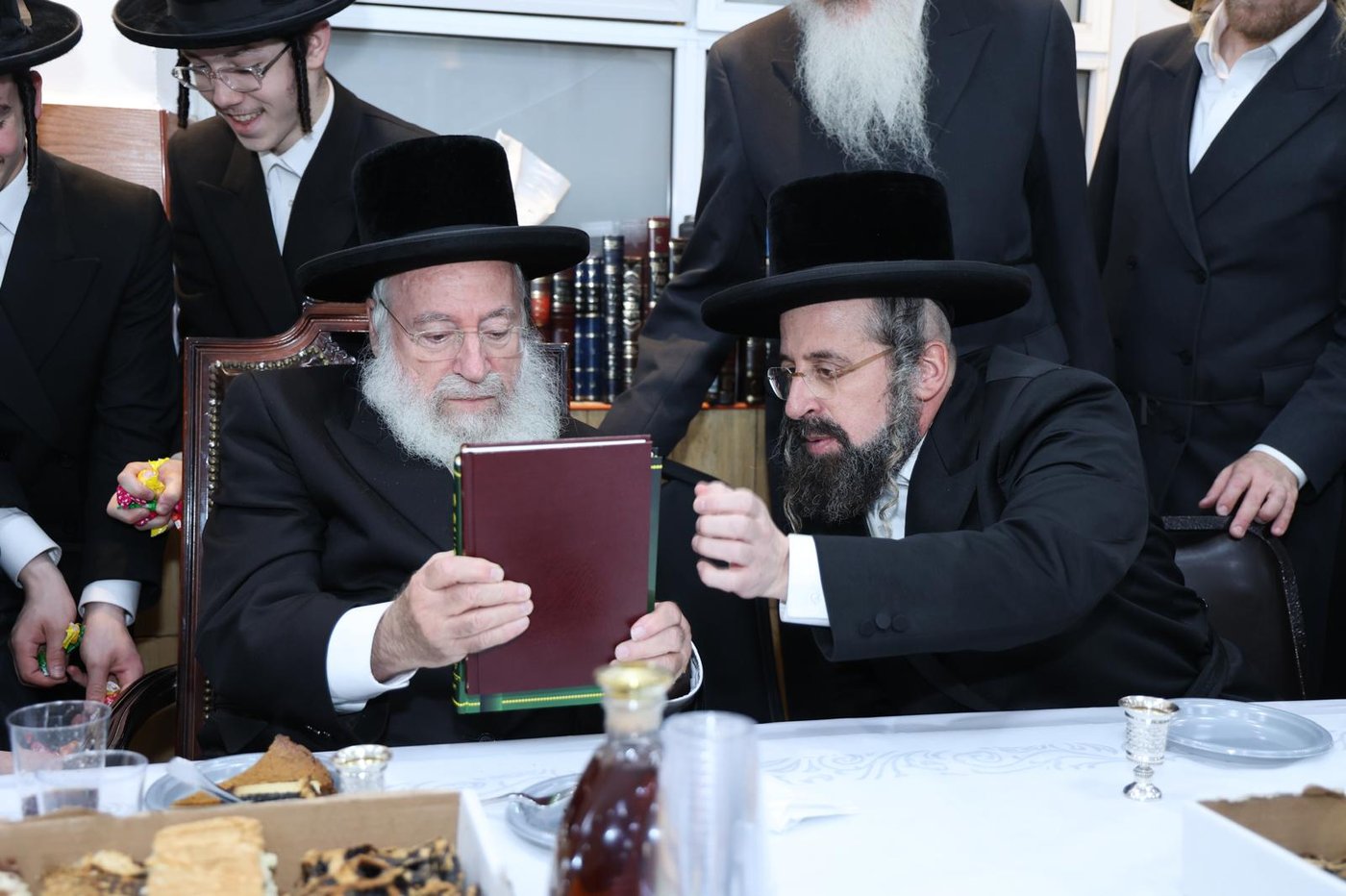 שמחת בית חיי נפש, בנו של הגר"ב ווייס התארס