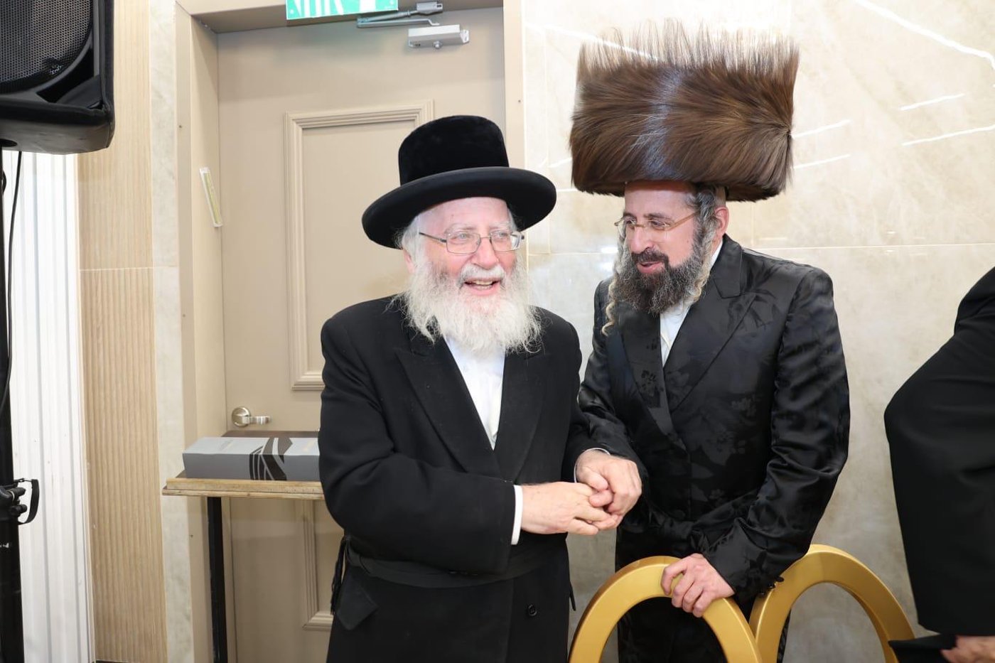 שמחת בית חיי נפש, בנו של הגר"ב ווייס התארס