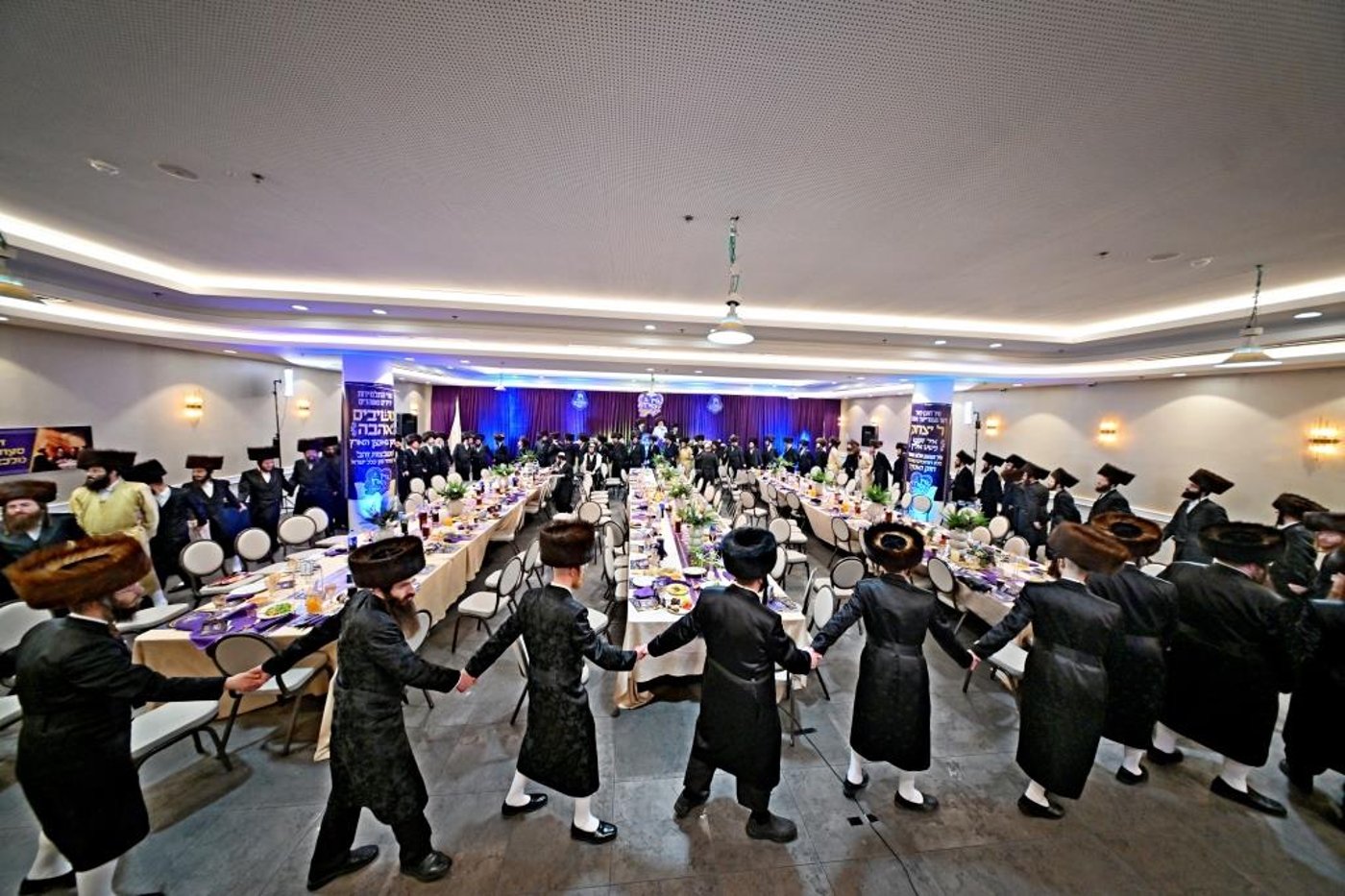 דינר לטובת בניית בנין בית החינוך לבנות משבצות זהב – בית שמש