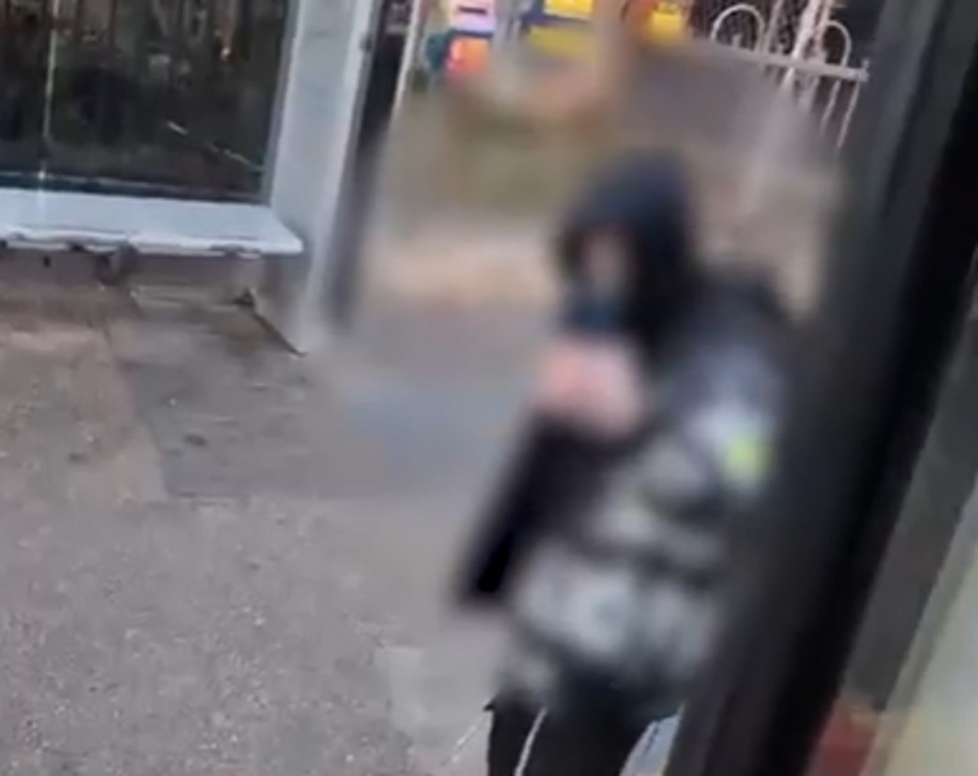 בשכונה החרדית: בן 17 נעצר בחשד לתקיפת נהג אוטובוס ועובד תברואה