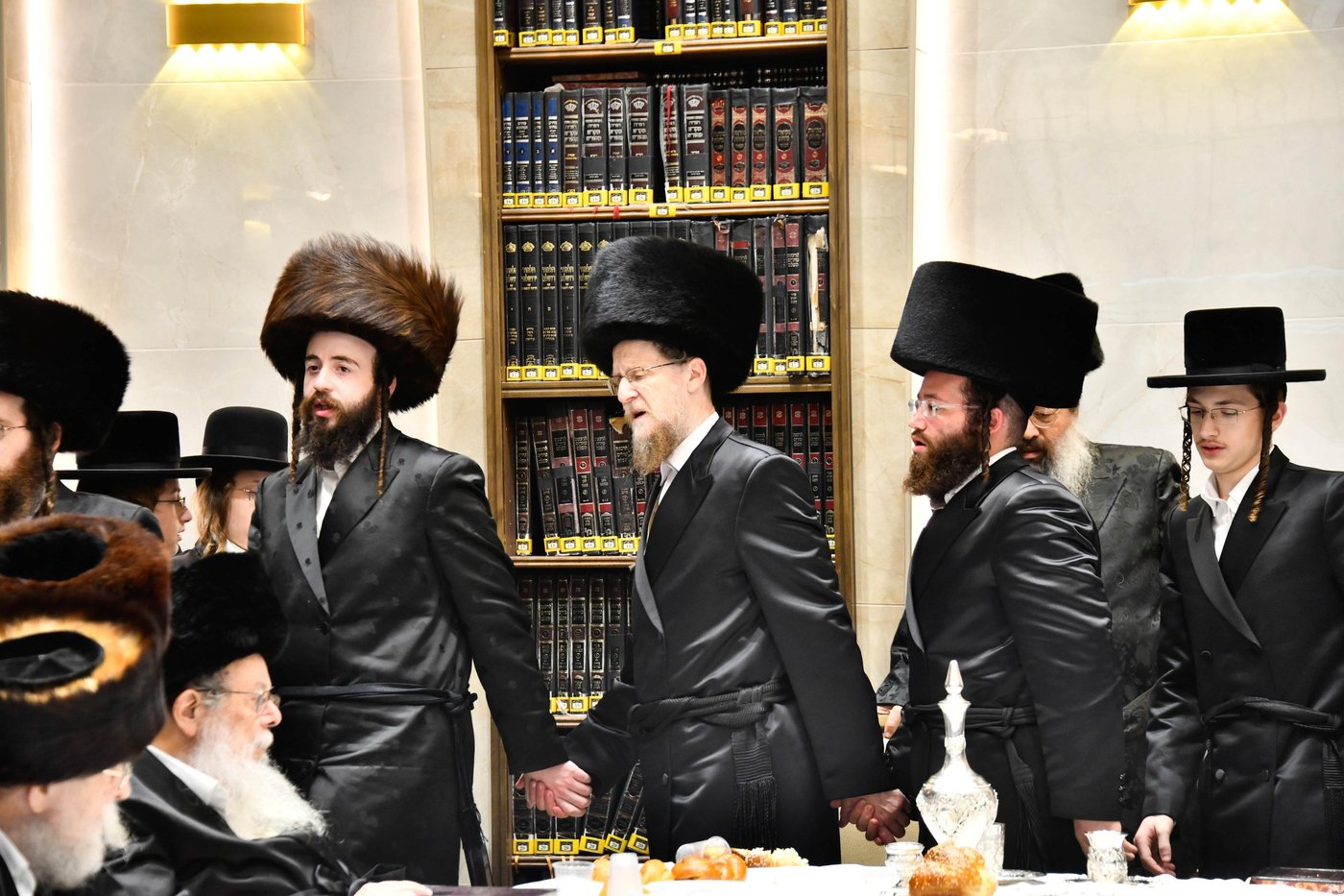 האדמו"ר מאלכסנדר ארה"ב במוצשב"ק בב"ב