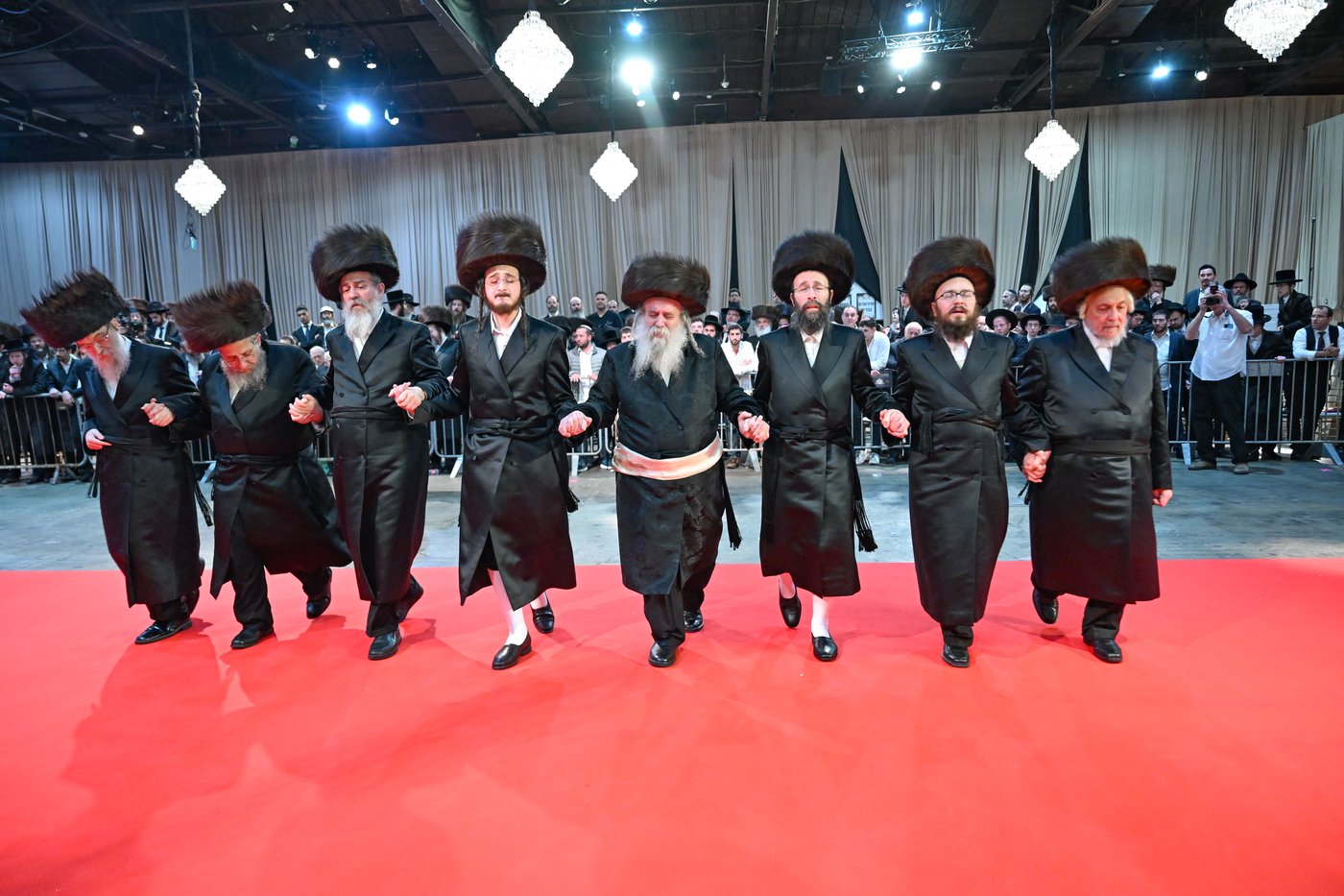 שמחת בית קוזניץ - סטראזניץ - אונגוואר