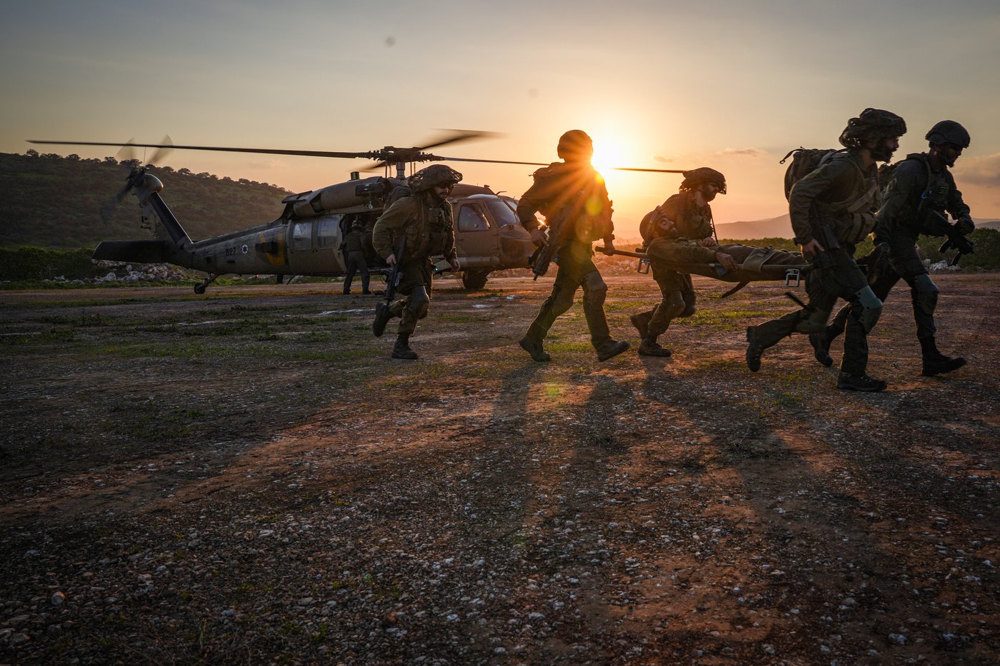 פינוי חיילים פצועים