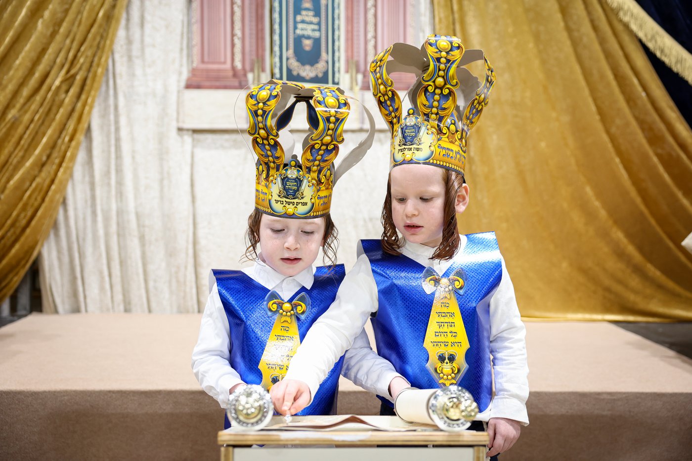 חומש סעודה בתלמוד תורה צאנז בני ברק