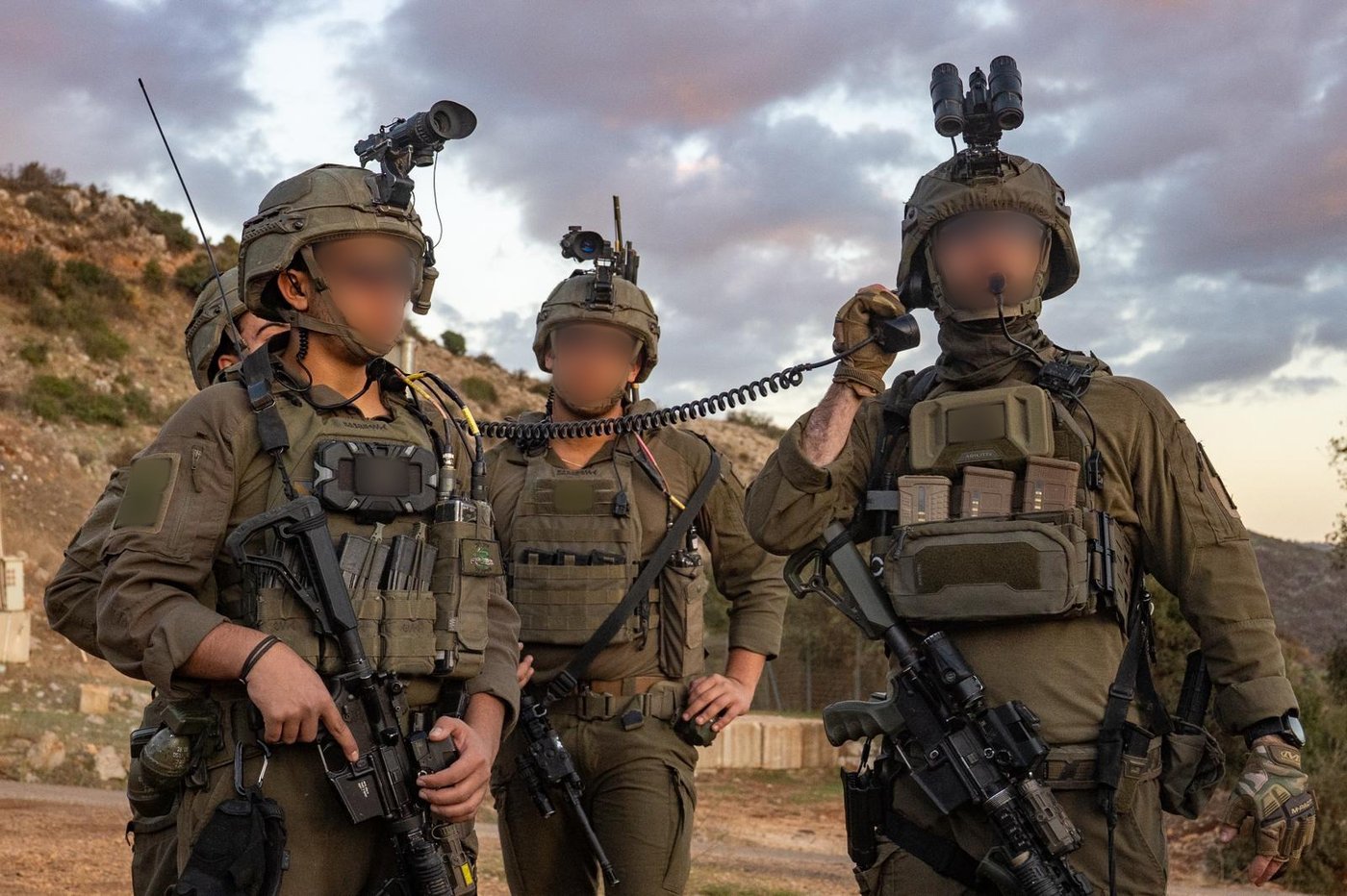 מפקדי וכוחות חטיבת 'ההרים' (810) בתרגיל בגזרת הר החרמון ובהר דב הלבנוני