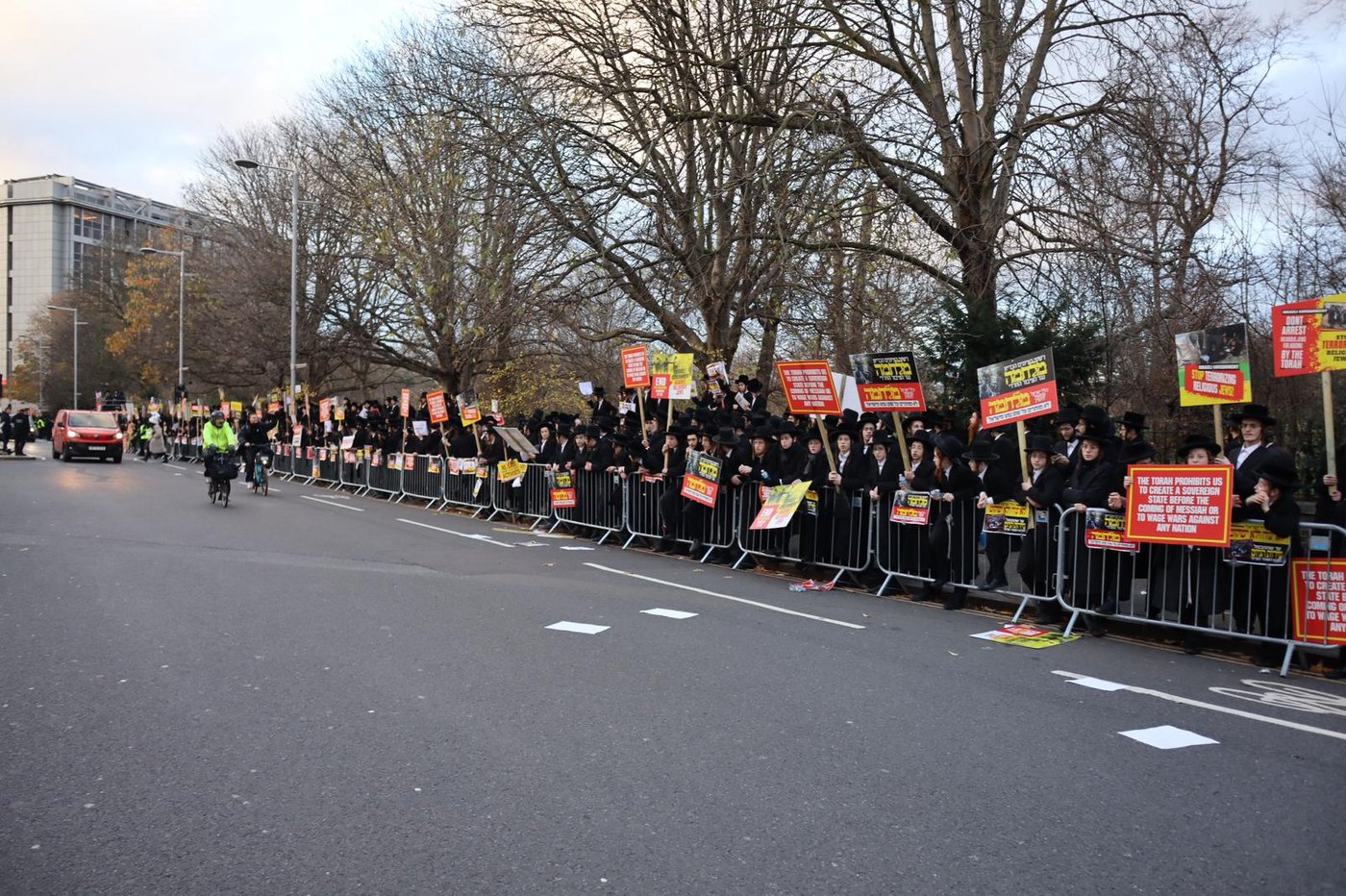 העצרת הענק בלונדון