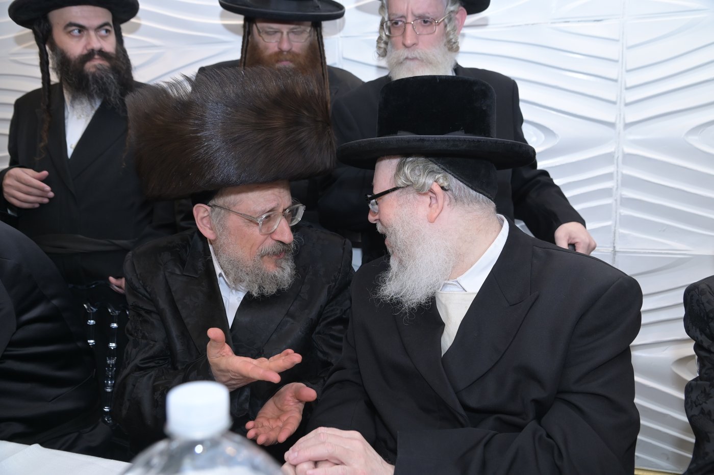 שמחת האירוסין בחצרות וואסלוי - אנטניא - קוז'ניץ