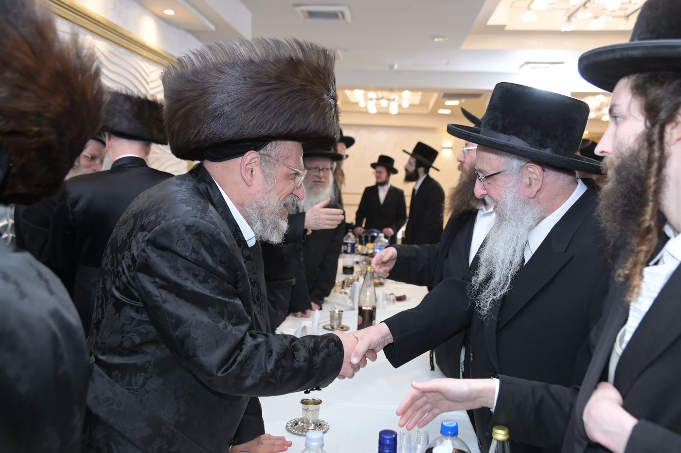 שמחת האירוסין בחצרות וואסלוי - אנטניא - קוז'ניץ