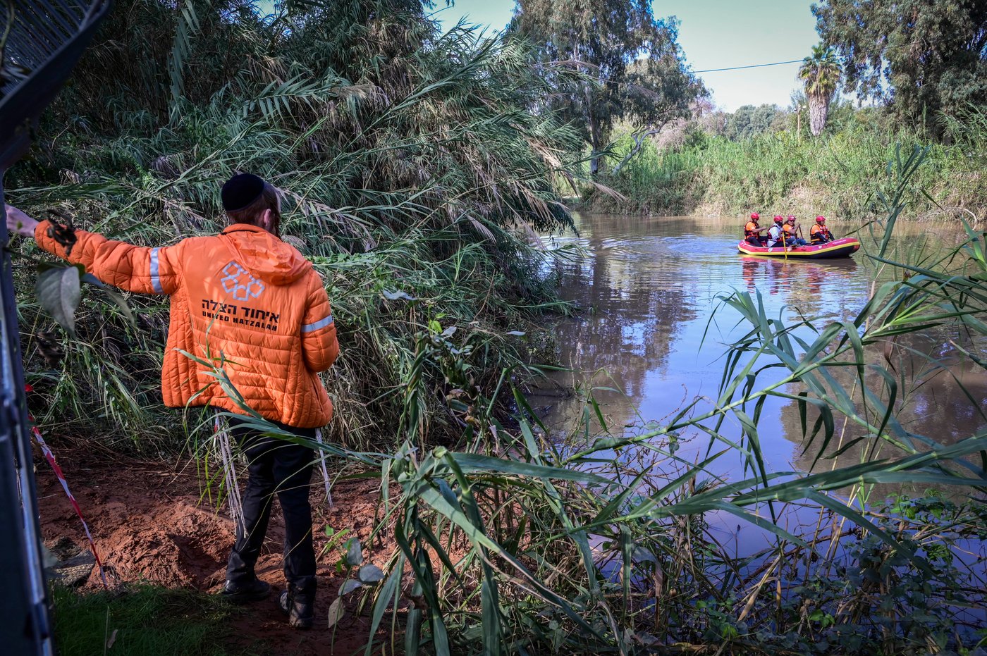 החיפושים הבוקר בנחל הירקון
