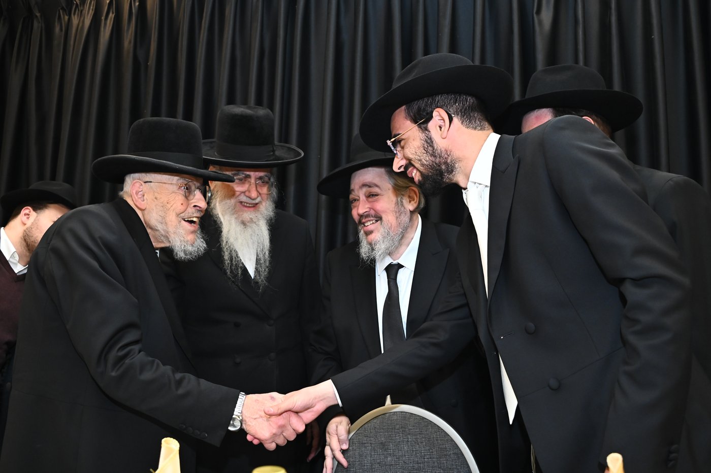 שמחת נישואי בנו של הרב יצחק קורלנסקי עם נכדת רבי שריאל רוזנברג