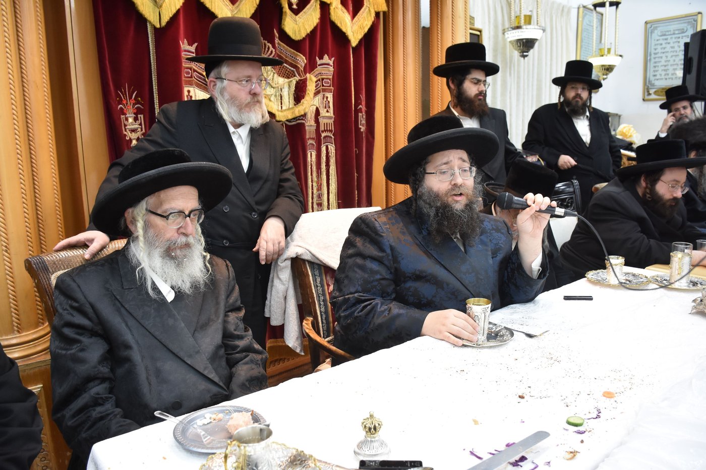 הילולא קדישא בצאנז ז'מיגרד 