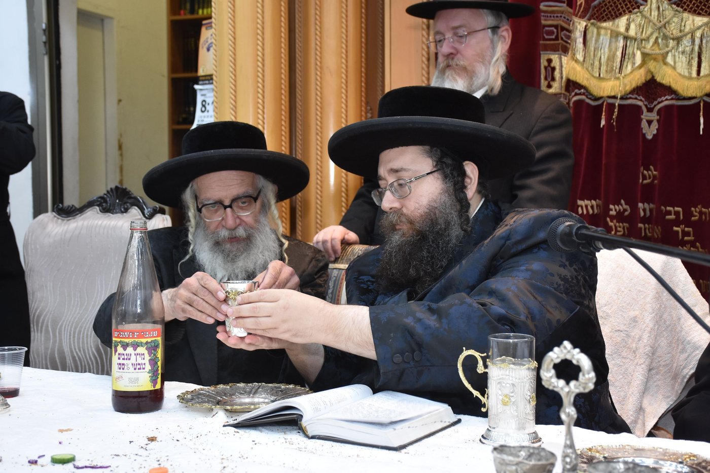 הילולא קדישא בצאנז ז'מיגרד 