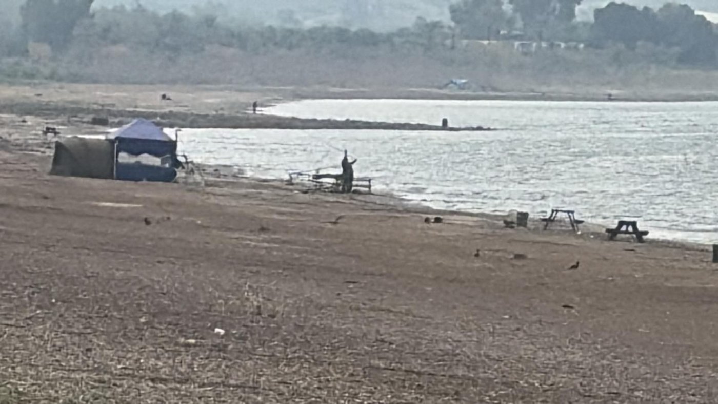 חוף דוגית, הבוקר