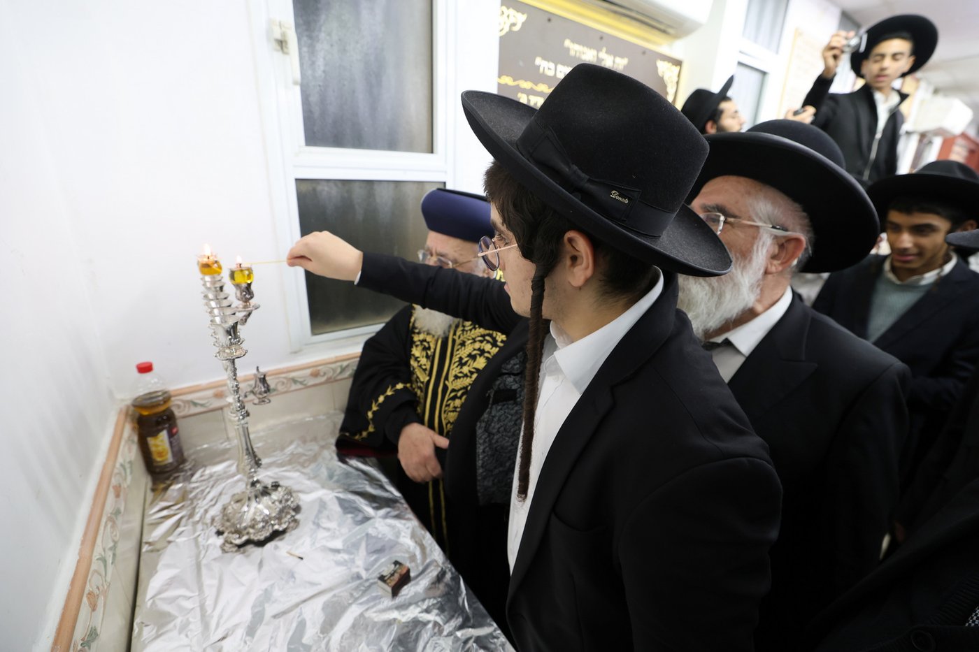 הראשל"צ הגר"י יוסף בביקור בישיבת 'אור אברהם'