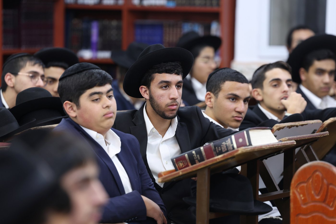 הראשל"צ הגר"י יוסף בביקור בישיבת 'אור אברהם'