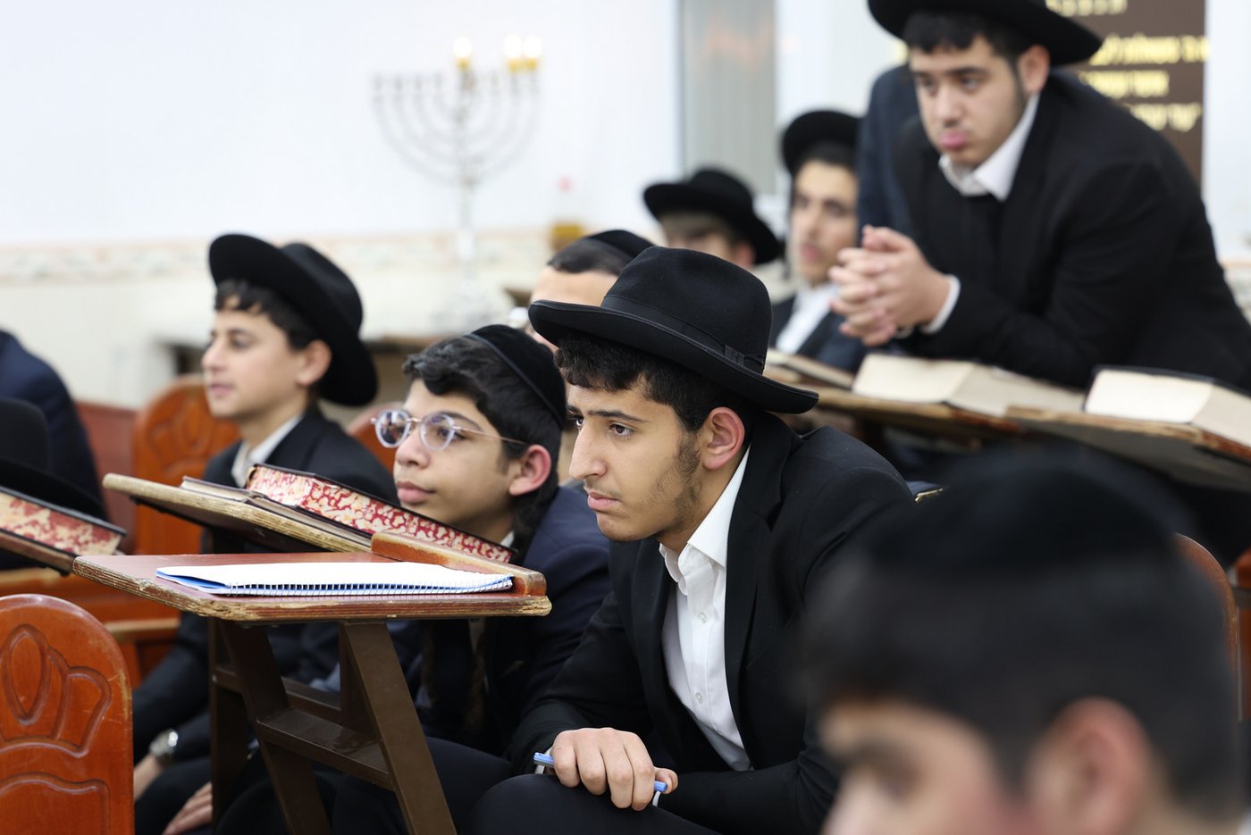 הראשל"צ הגר"י יוסף בביקור בישיבת 'אור אברהם'