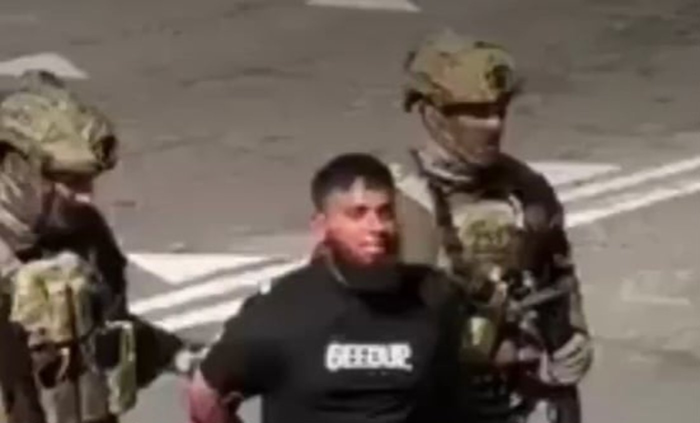 המחבל מסידני אמר מילה בודדת במשפטו הראשון - אלו האישומים הכבדים נגדו