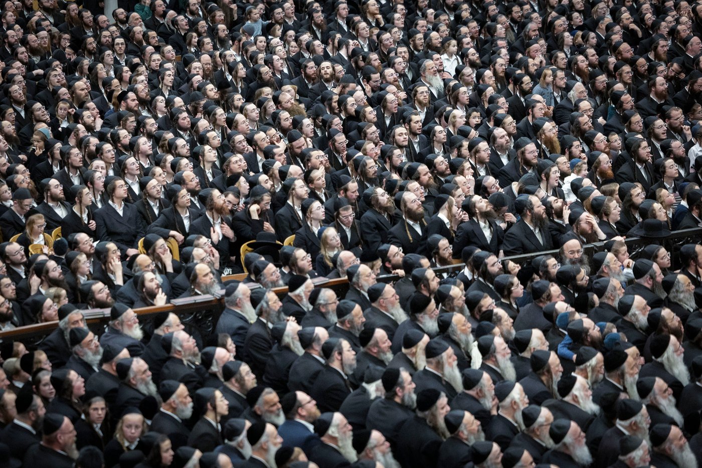 האדמו"ר מגור בהדלקת הנר הרביעי של חנוכה