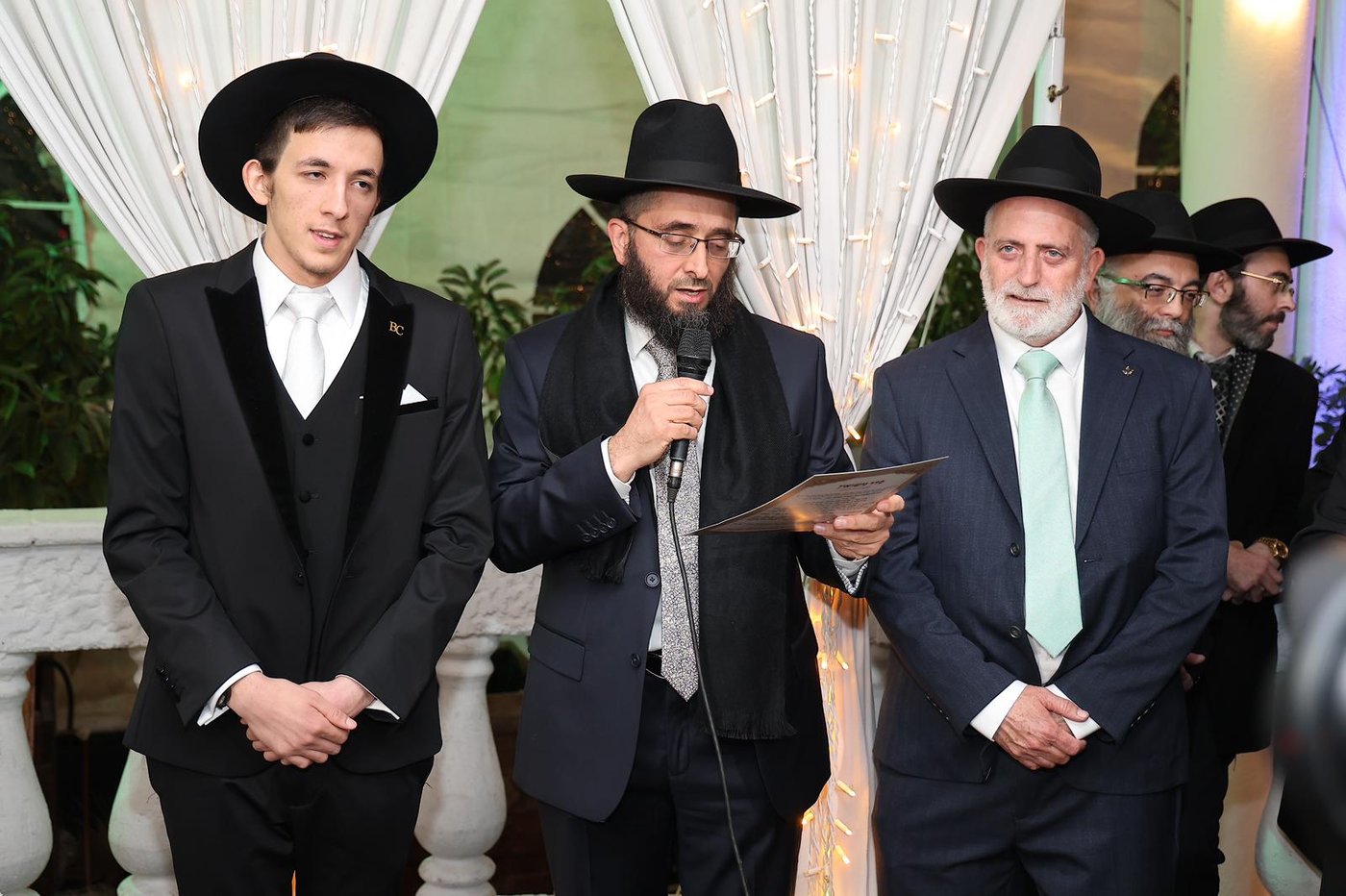 שמחת נישואי נכד הגר”מ מאזוז זצ"ל