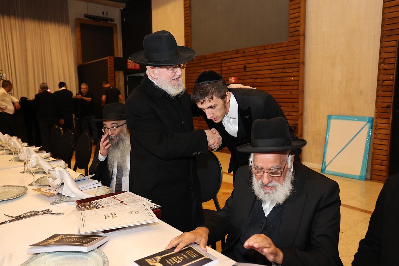 שמחת נישואי נכד הגר”מ מאזוז זצ"ל