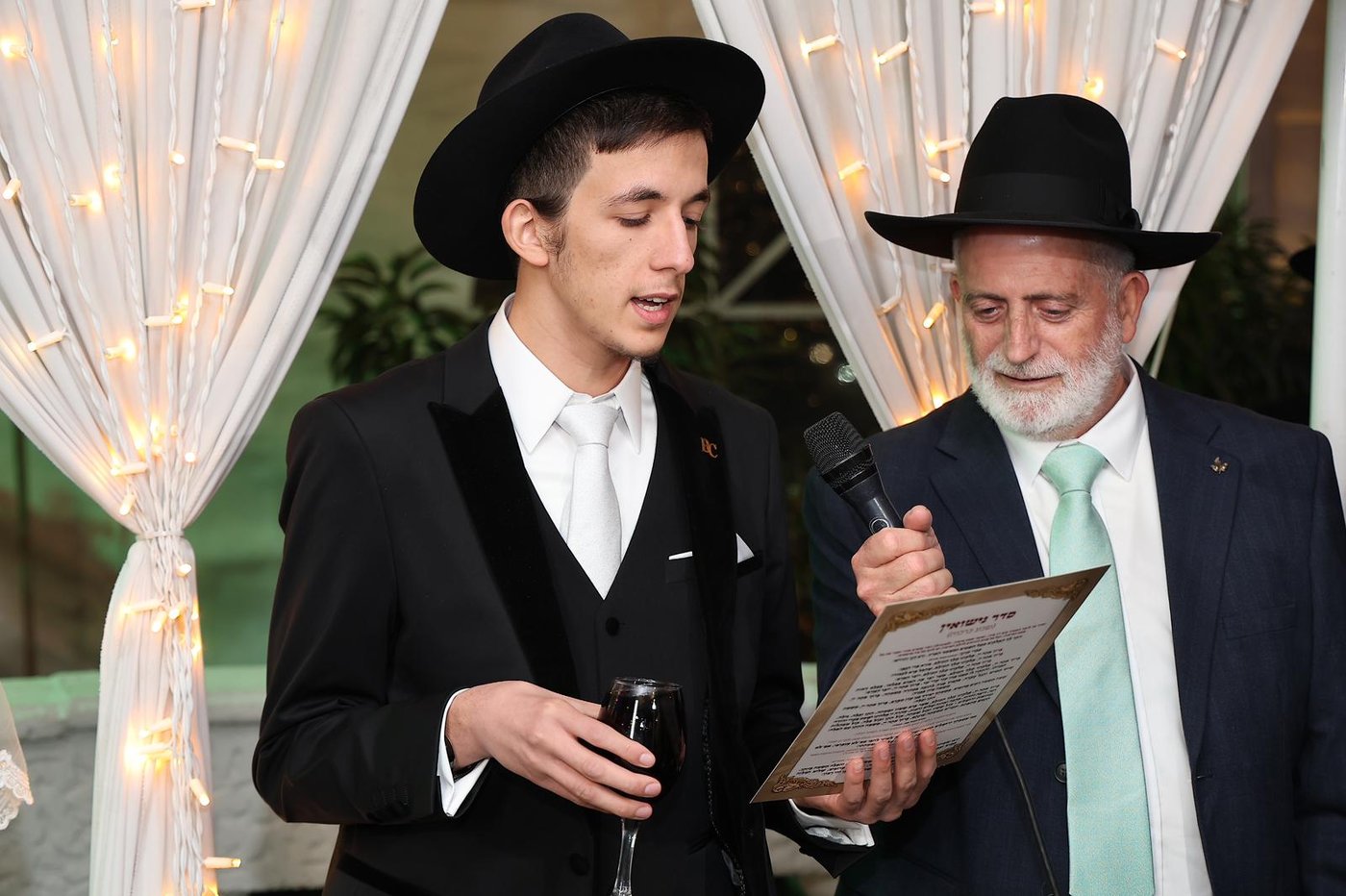 שמחת נישואי נכד הגר”מ מאזוז זצ"ל