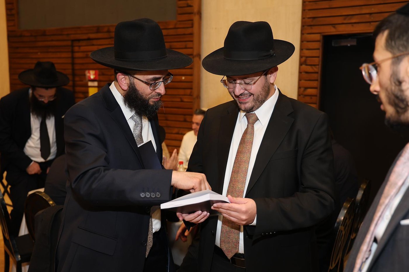 שמחת נישואי נכד הגר”מ מאזוז זצ"ל