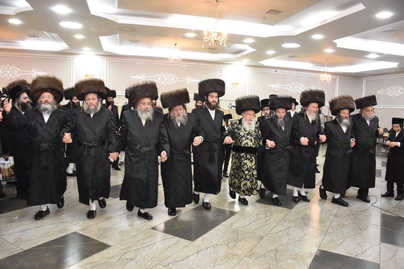  שמחת החתונה בחצרות גארליץ -  מישקולץ - עתלית