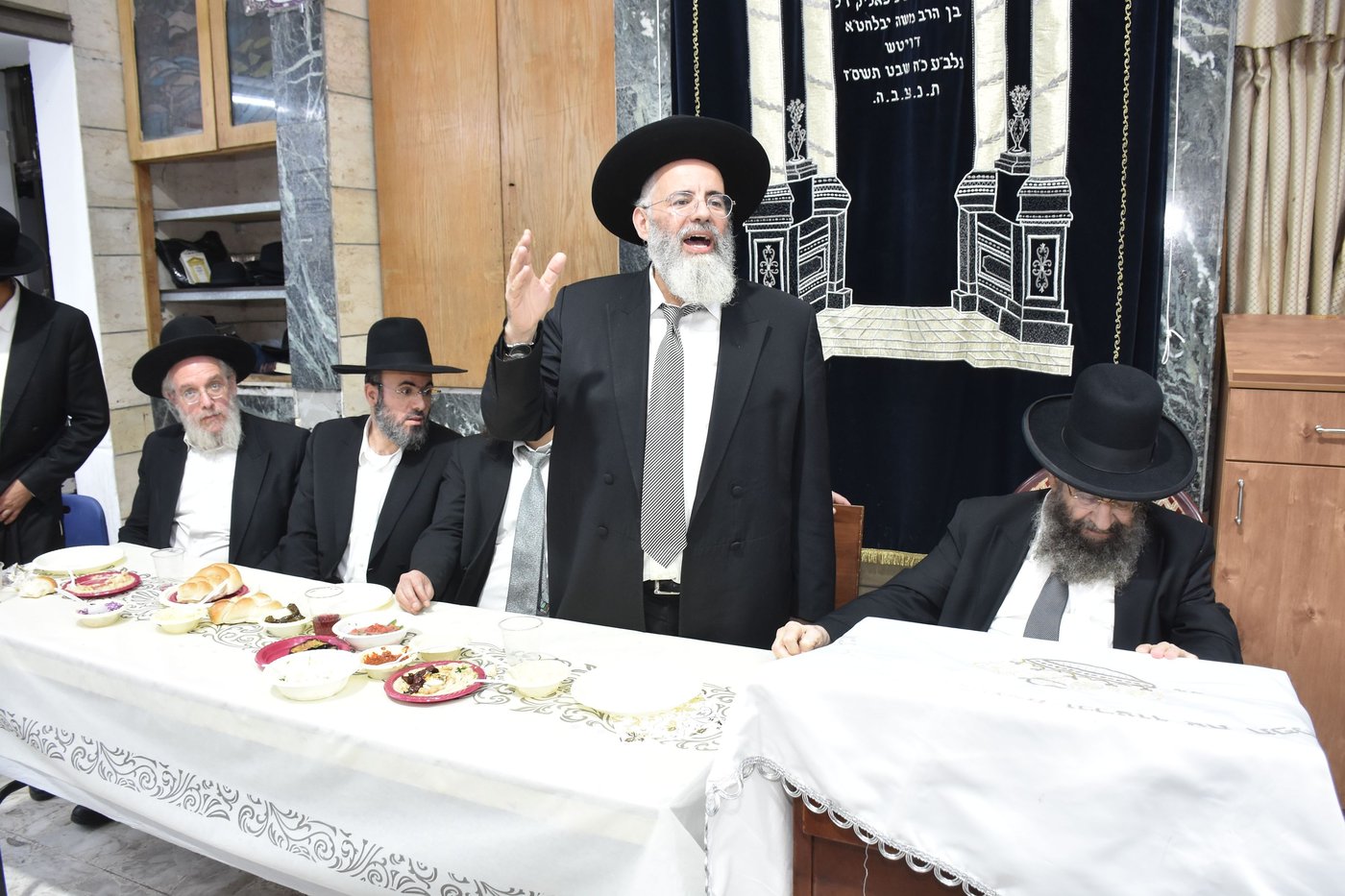 מסיבת חנוכה בישיבת תורת דוד