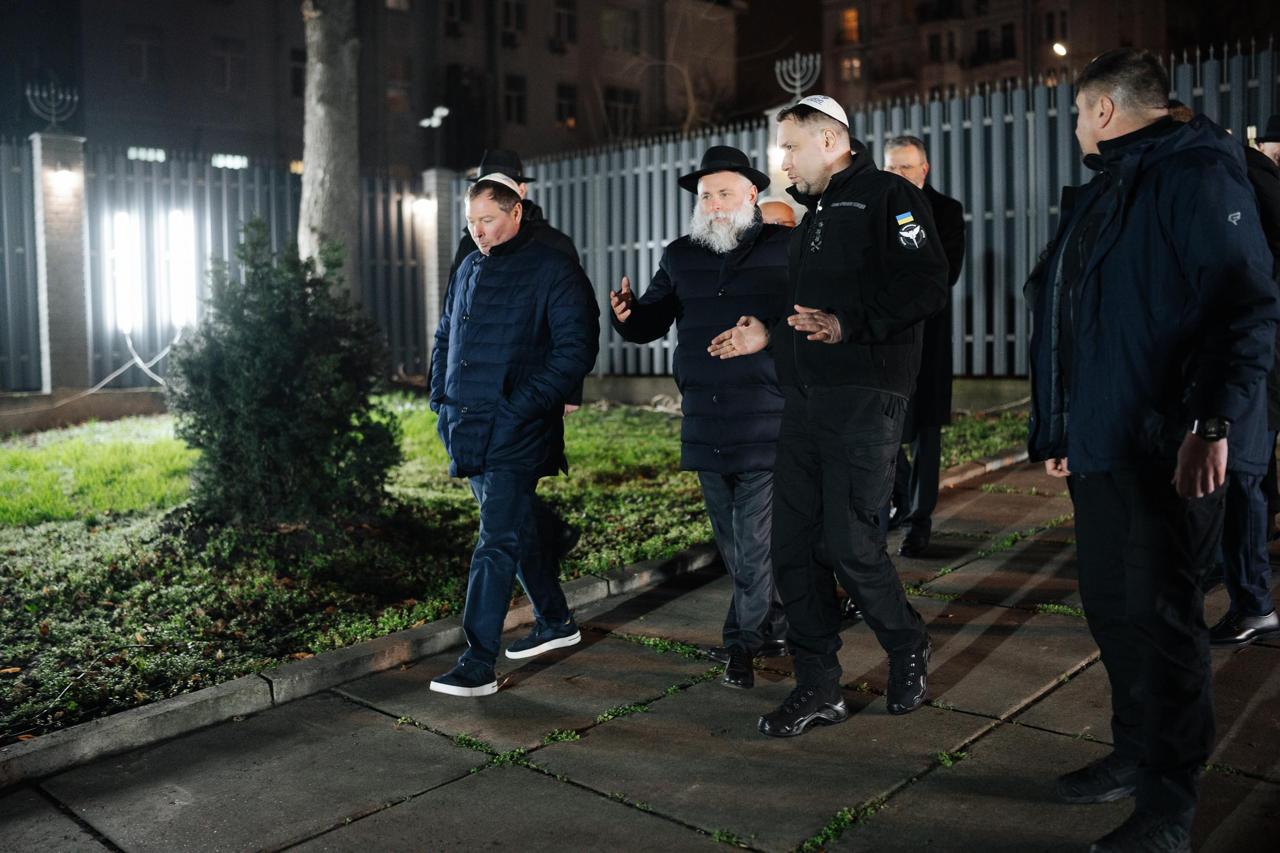 הדלקת נרות חנוכה בקייב