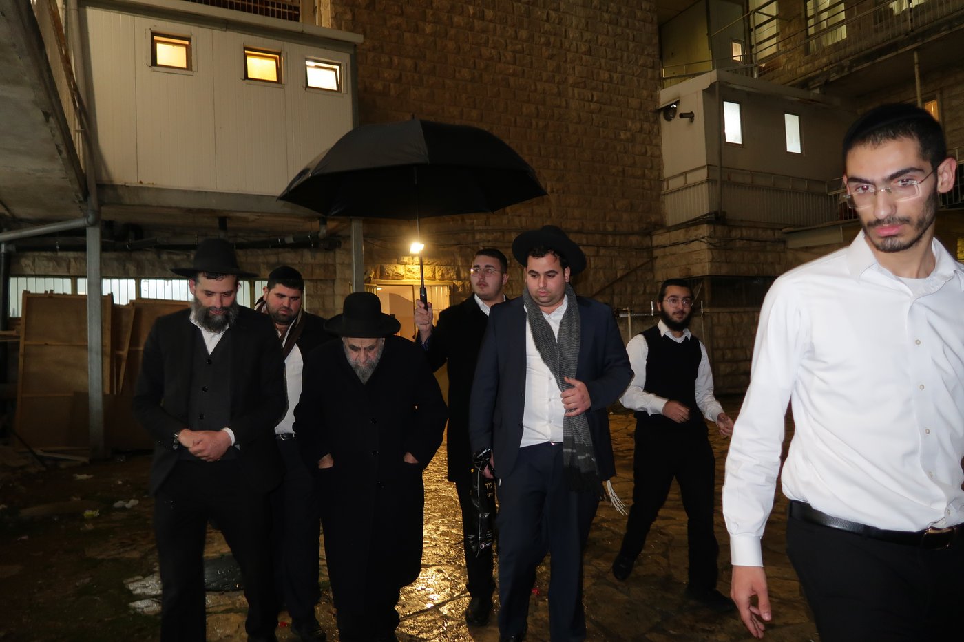 חנוכה אצל הגאון רבי משה צדקה