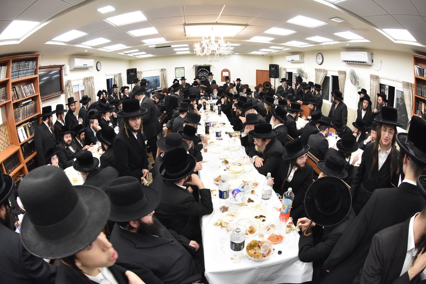 שמחת התנאים בחצה"ק שאץ - בישטינא - מעליץ - מודזיץ - אופלע