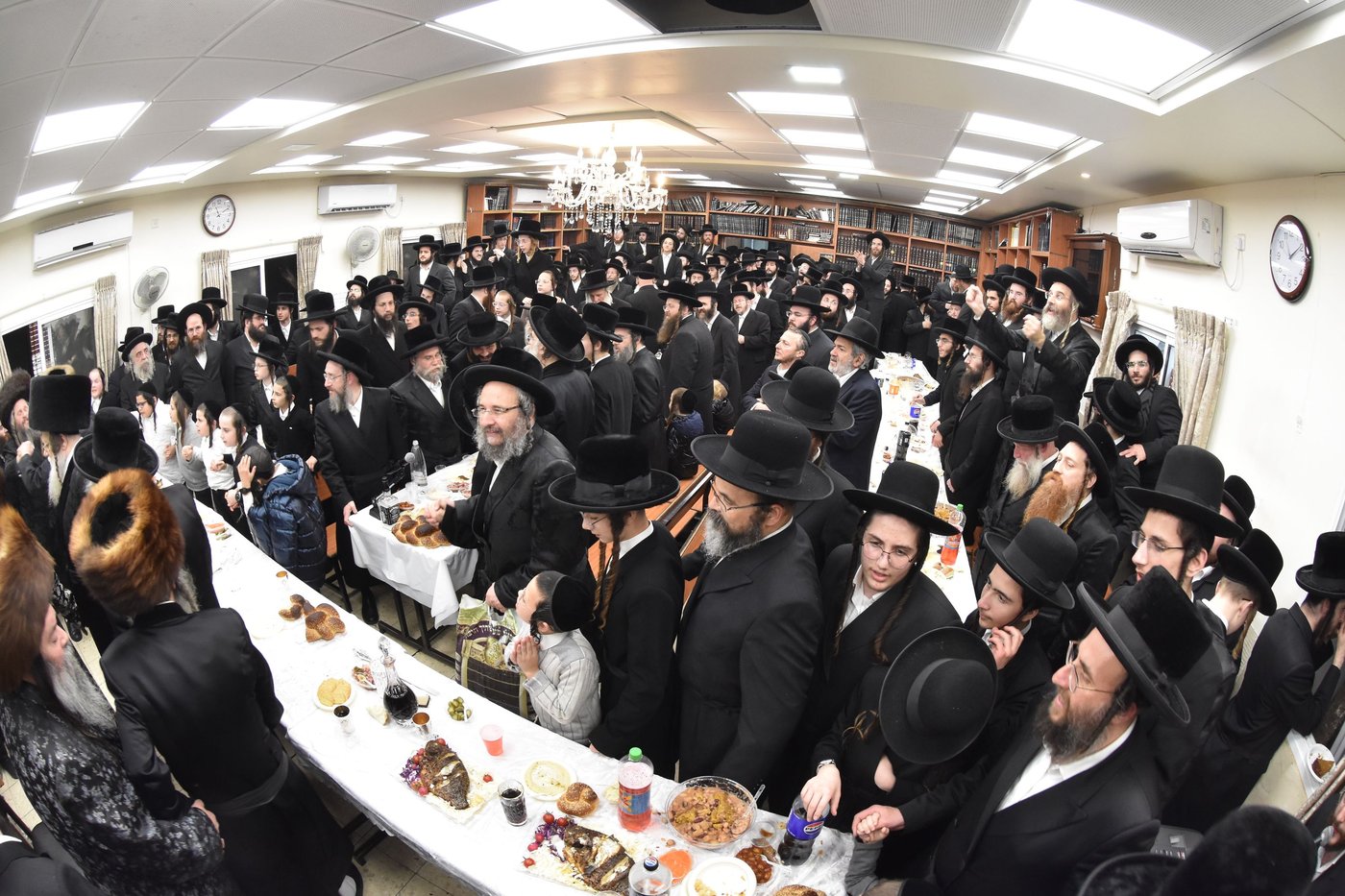 שמחת התנאים בחצה"ק שאץ - בישטינא - מעליץ - מודזיץ - אופלע