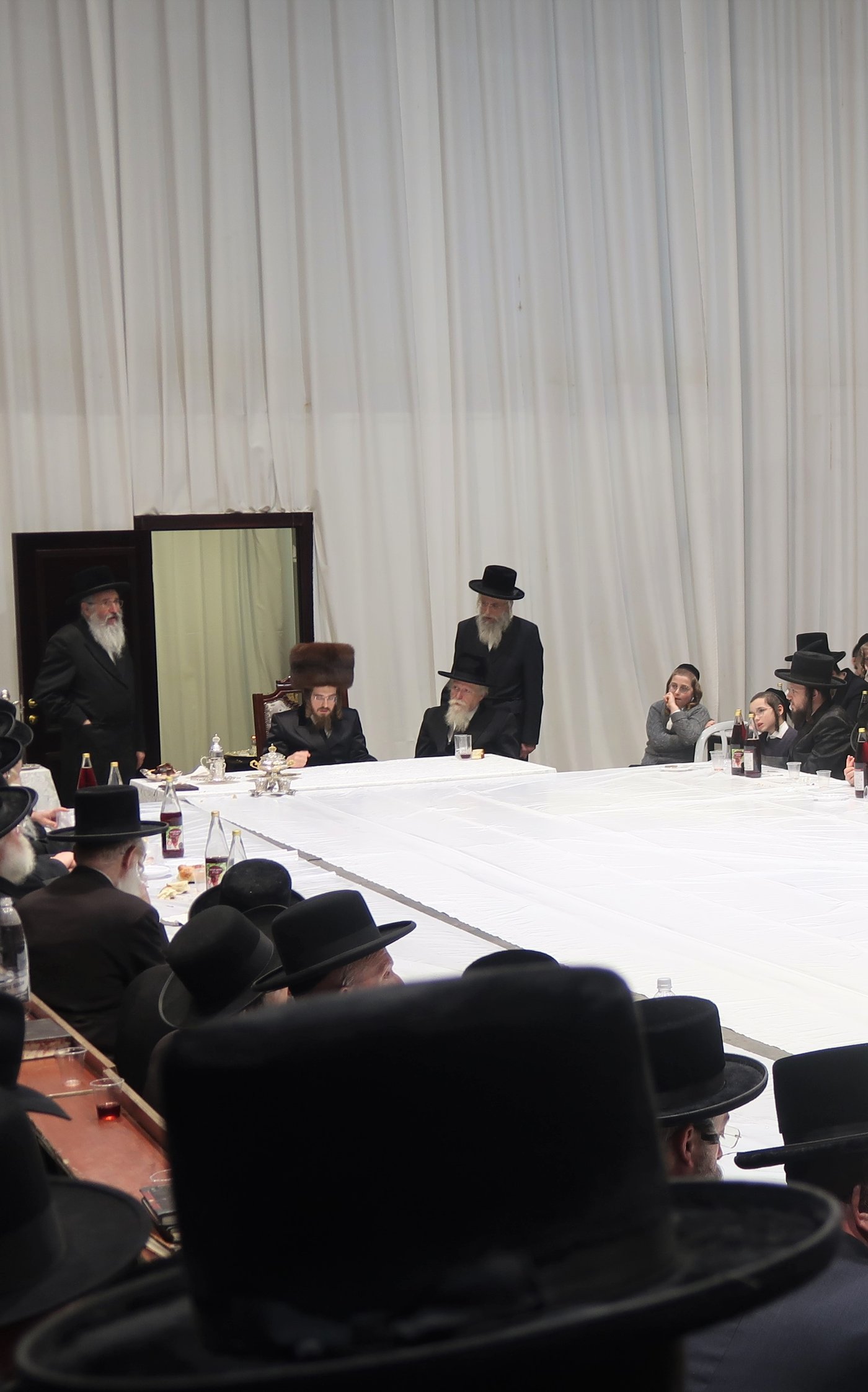 זאת חנוכה בחצה"ק סאדיגורה