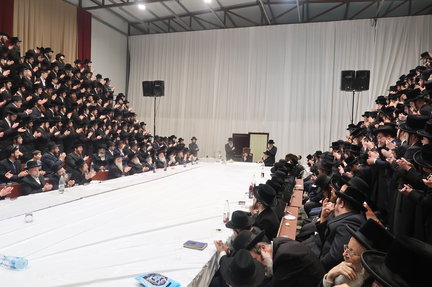 זאת חנוכה בחצה"ק סאדיגורה