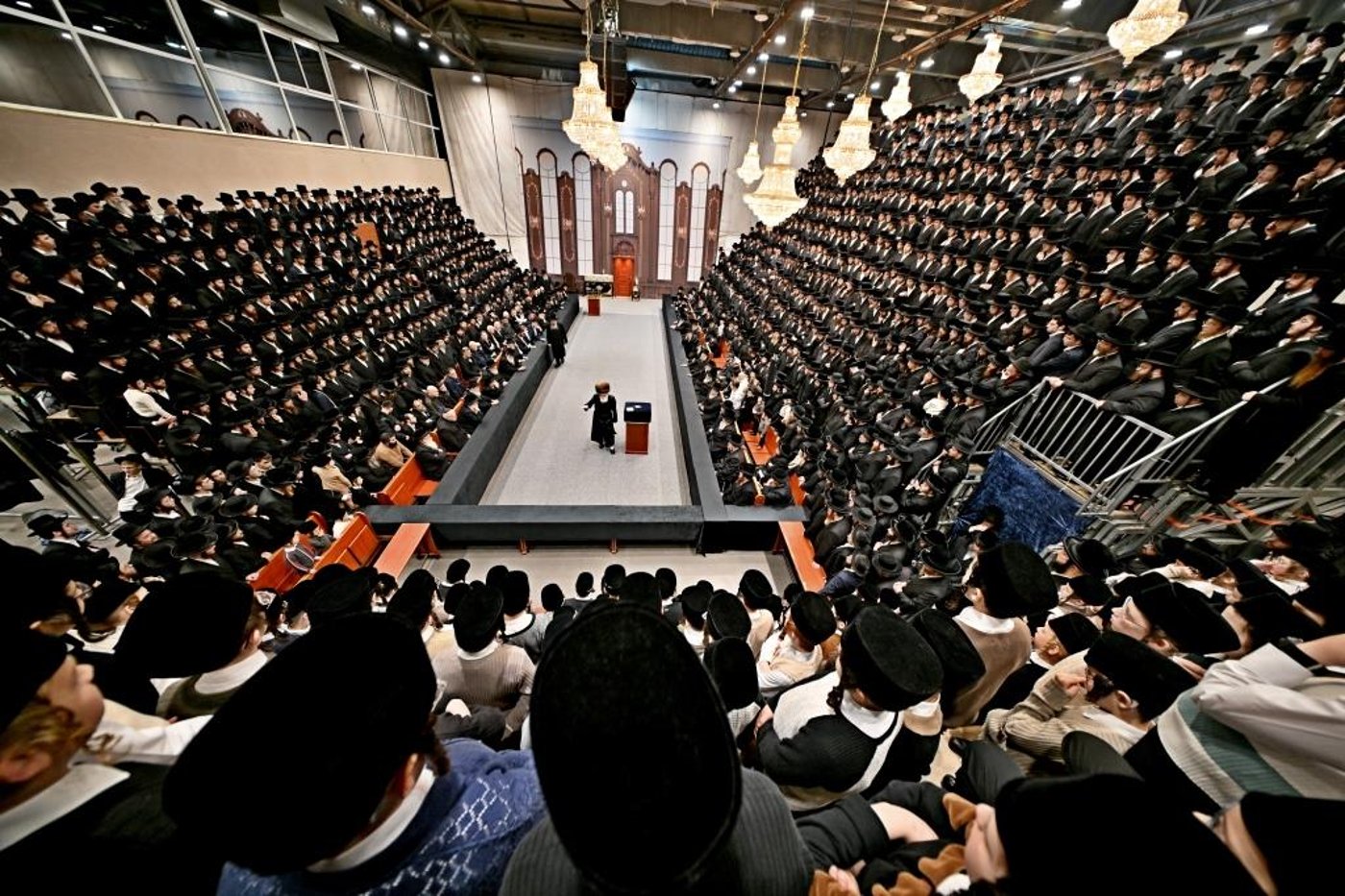 חנוכה בחצה"ק ויזניץ