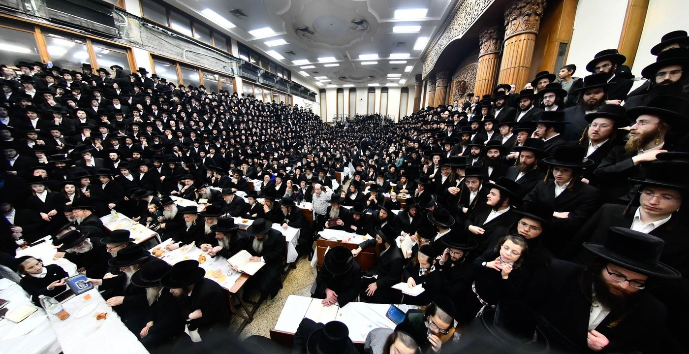 זאת חנוכה בחצה"ק רחמסטריווקא