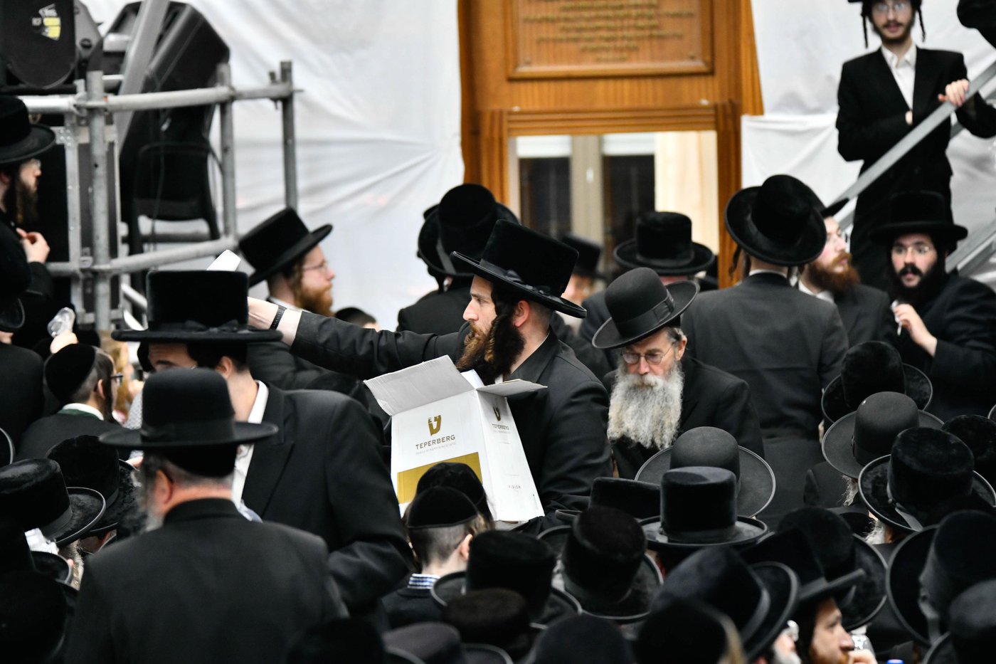 זאת חנוכה בחצה"ק רחמסטריווקא