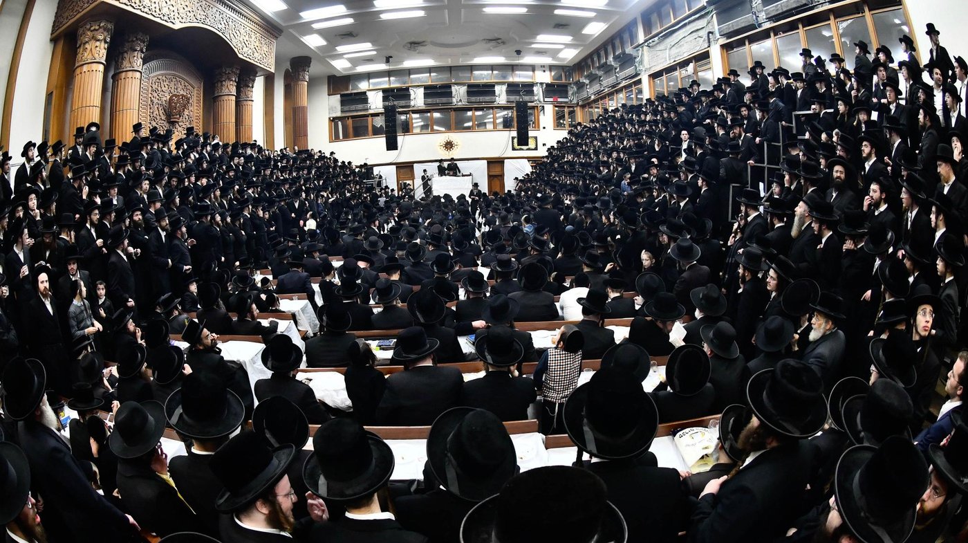 זאת חנוכה בחצה"ק רחמסטריווקא