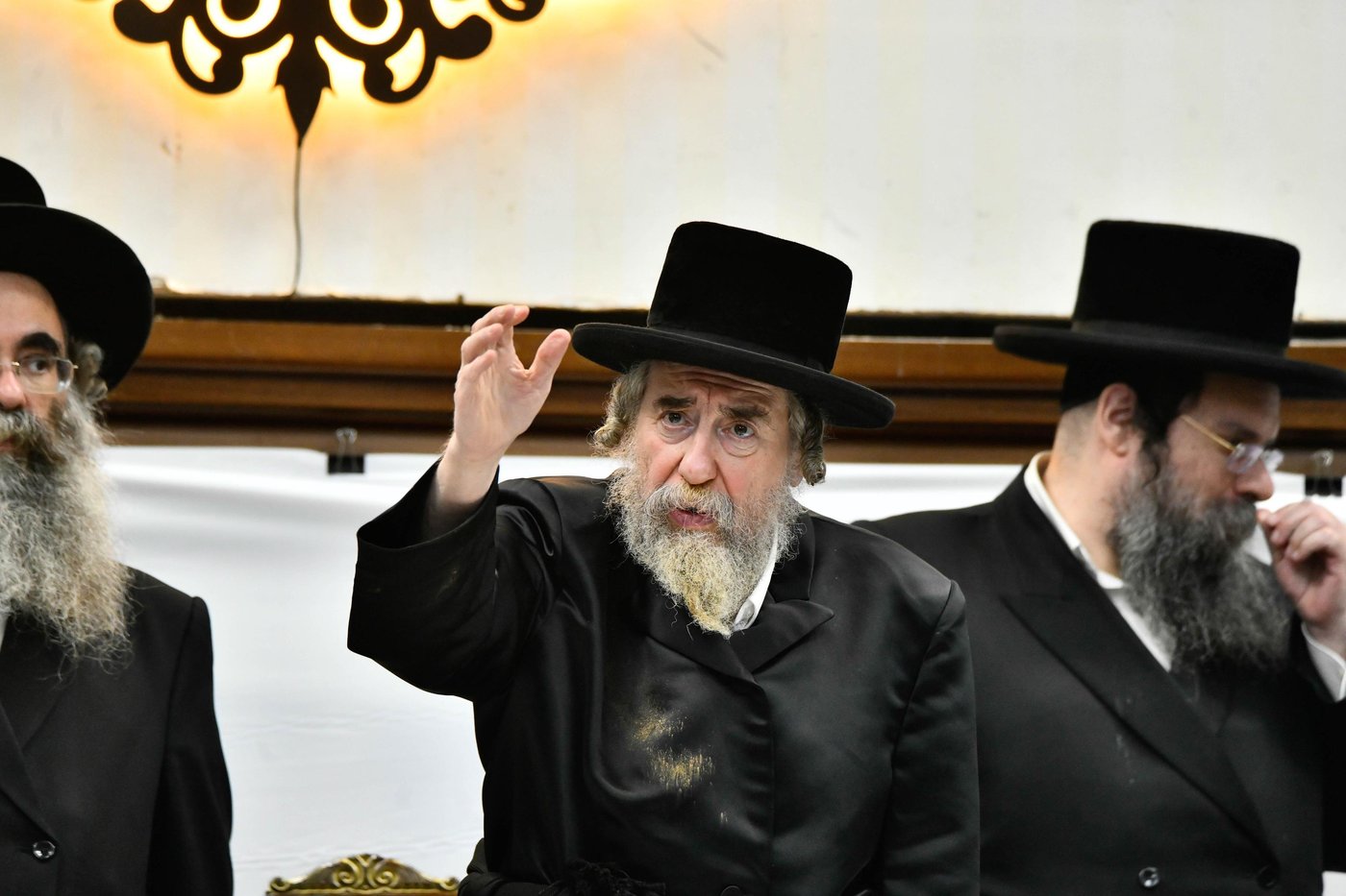 זאת חנוכה בחצה"ק רחמסטריווקא